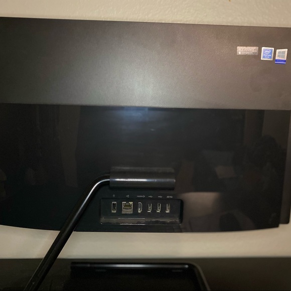 Lenovo Desktop computer - Picture 5 of 5